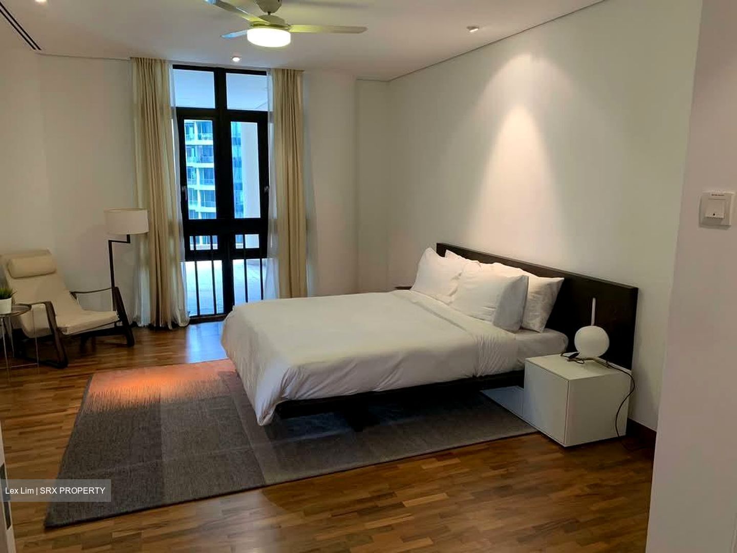 The Colonnade (D10), Condominium #564180131